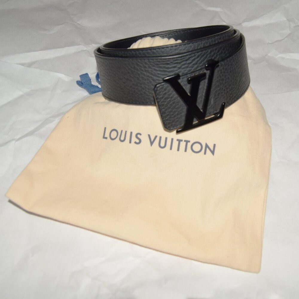Authentic Louis Vuitton Emboss Monogram Reversible Black Belt 34/85 JJ4293 M0424